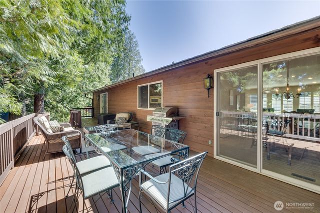 9602 NE 203rd Street, Bothell, WA 98011