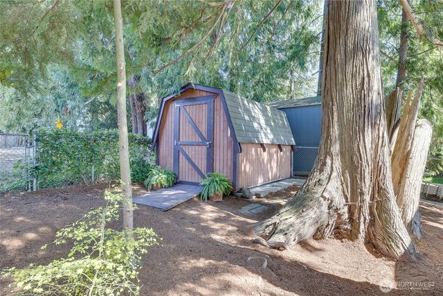 9602 NE 203rd Street, Bothell, WA 98011