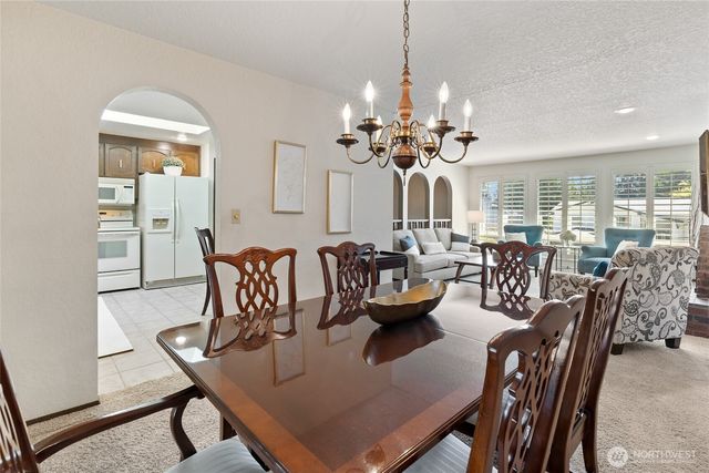 9602 NE 203rd Street, Bothell, WA 98011