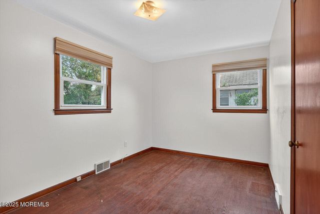 217 E 4th Street, Florence, NJ 08518