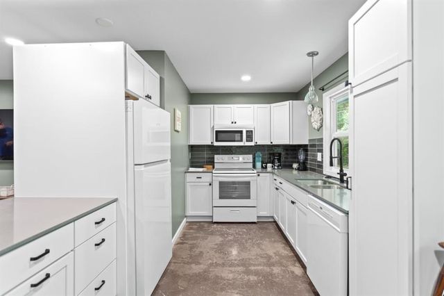 1618 Pennsylvania Street, Lawrence, KS 66044