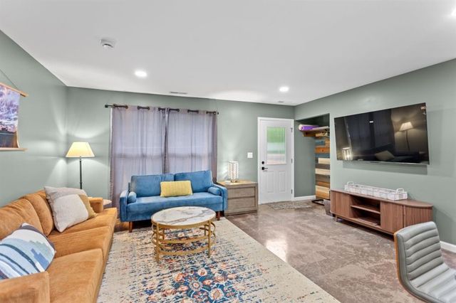 1618 Pennsylvania Street, Lawrence, KS 66044