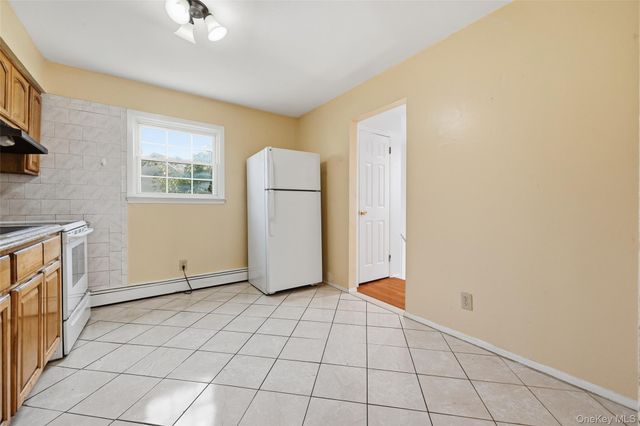 380 Sheridan Street, Westbury, NY 11590