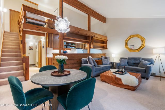 3910 S LAKE CREEK DRIVE 13-2-2, Wilson, WY 83014