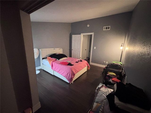 4515 LA CAPRI COURT, Tampa, FL 33611