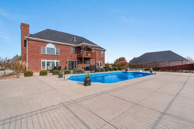 1022 Forest Hill Drive, Lawrenceburg, KY 40342