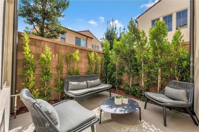 107 Messenger, Irvine, CA 92618