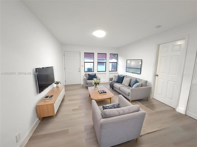 1312 NW 8th Ave, Fort Lauderdale, FL 33311