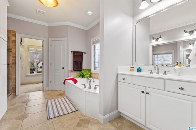 1037 PARKWOOD ROAD, Birmingham, AL 35242