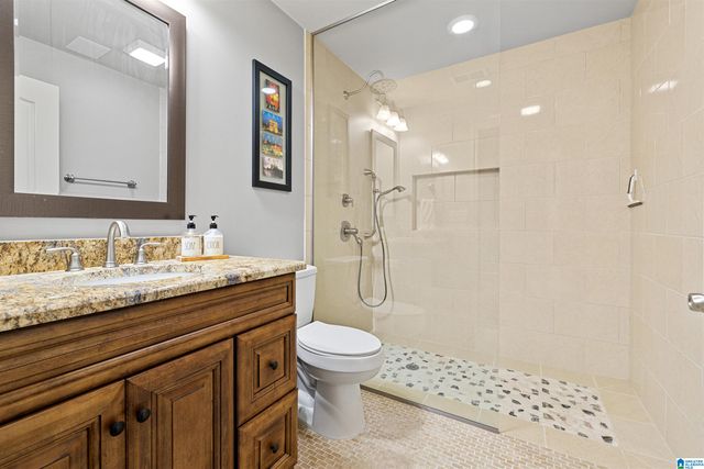 1037 PARKWOOD ROAD, Birmingham, AL 35242