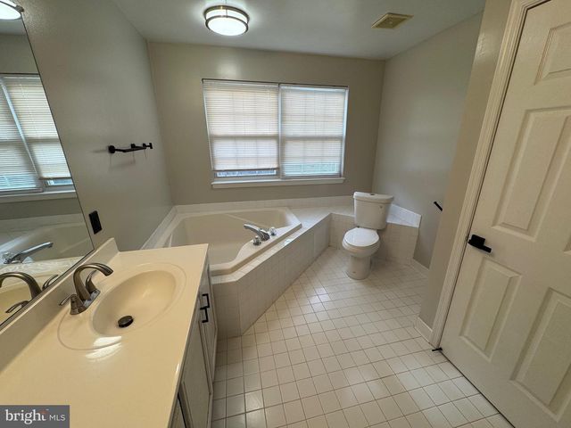 6132 WHITE MARBLE CT, Clarksville, MD 21029