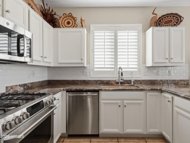 14628 W GANADO Drive, Sun City West, AZ 85375