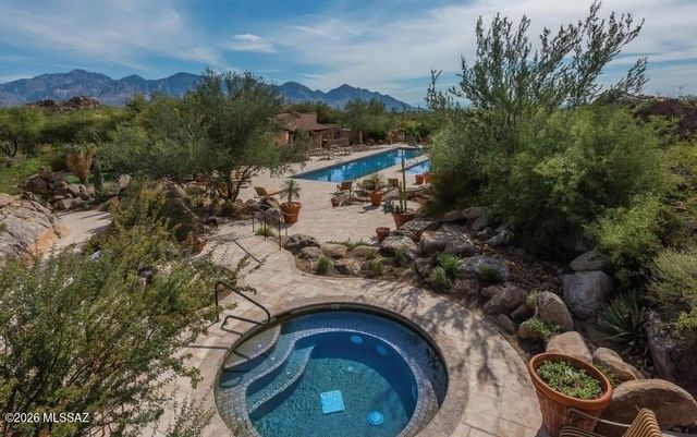 1083 W Vistoso Highlands Drive, Oro Valley, AZ 85755