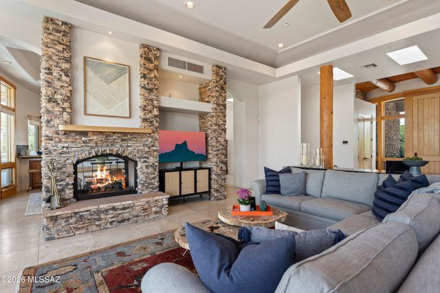 1083 W Vistoso Highlands Drive, Oro Valley, AZ 85755