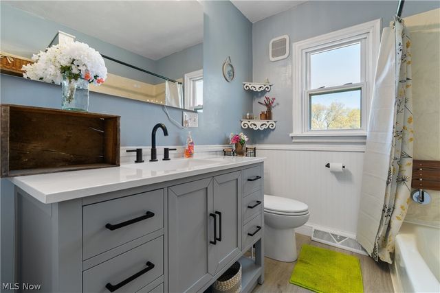 5261 Dailey Road, New Franklin, OH 44319