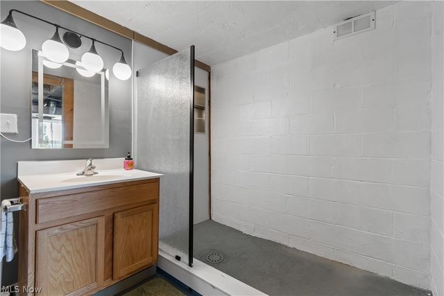 5261 Dailey Road, New Franklin, OH 44319