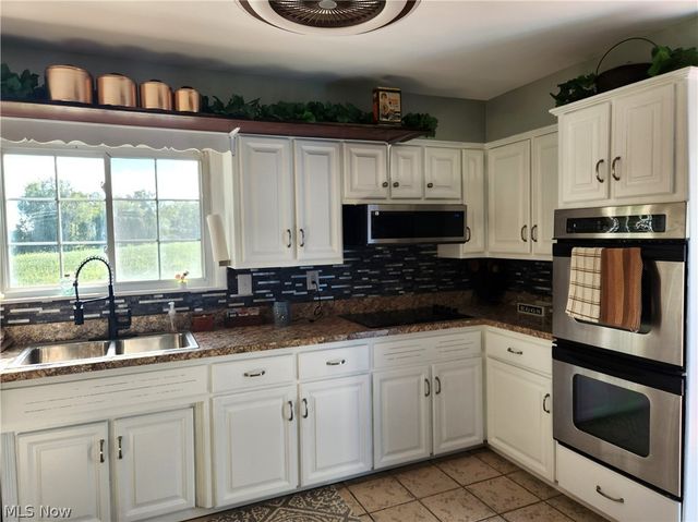5261 Dailey Road, New Franklin, OH 44319