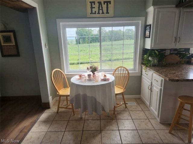 5261 Dailey Road, New Franklin, OH 44319