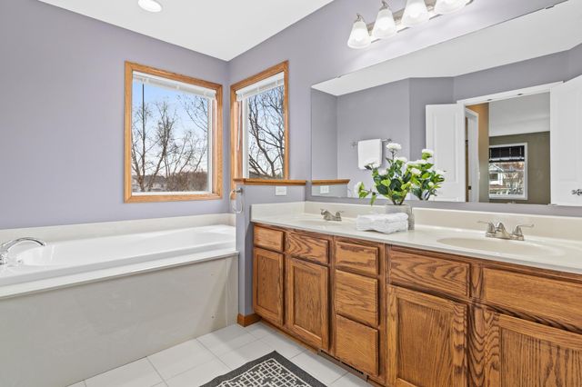 9260 Olive Lane N, Maple Grove, MN 55311