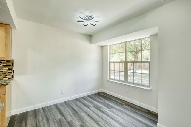 1702 Wagon Gap DR, Round Rock, TX 78681