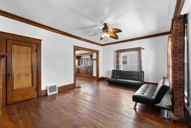 1807 Teel Avenue, Lansing City, MI 48910