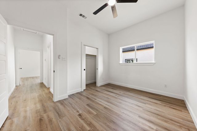 1279 Bonham Street, Paris, TX 75460