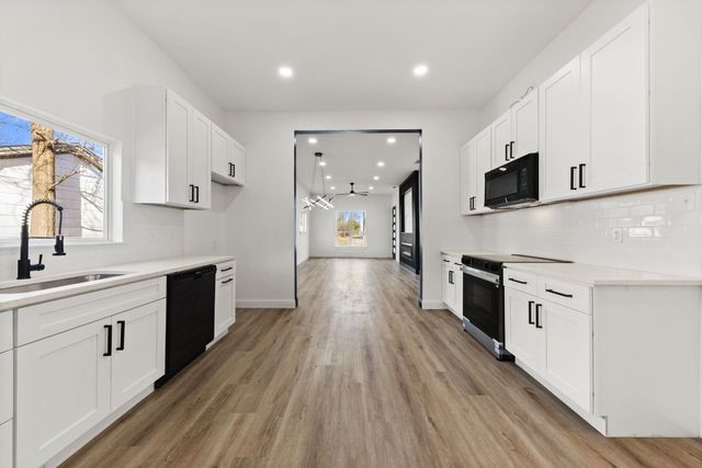 1279 Bonham Street, Paris, TX 75460