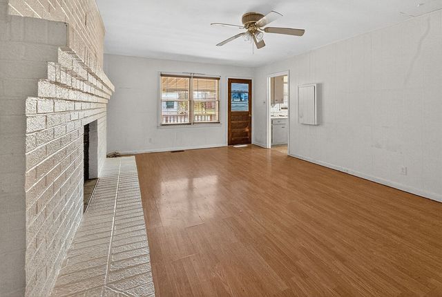 601 Pleasantwood Dr, Mount Pleasant, TN 38474