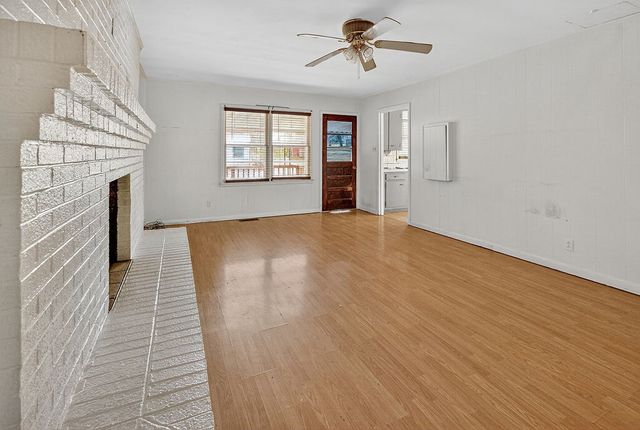 601 Pleasantwood Dr, Mount Pleasant, TN 38474