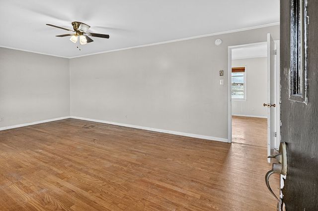 601 Pleasantwood Dr, Mount Pleasant, TN 38474