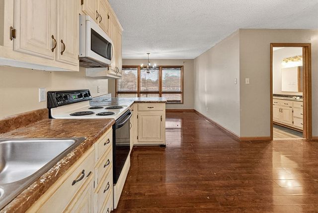 601 Pleasantwood Dr, Mount Pleasant, TN 38474