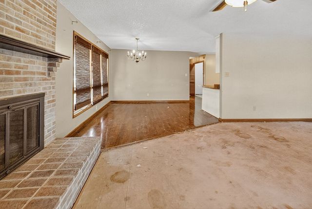 601 Pleasantwood Dr, Mount Pleasant, TN 38474