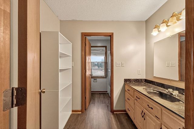 601 Pleasantwood Dr, Mount Pleasant, TN 38474