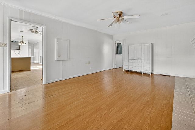 601 Pleasantwood Dr, Mount Pleasant, TN 38474