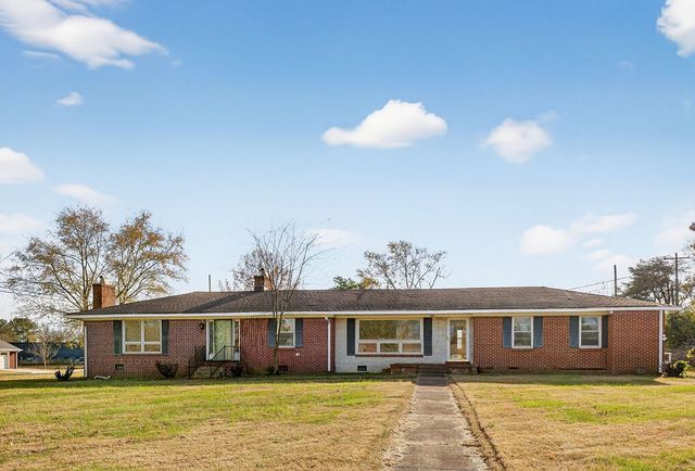 601 Pleasantwood Dr, Mount Pleasant, TN 38474