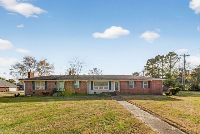 601 Pleasantwood Dr, Mount Pleasant, TN 38474