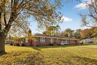 601 Pleasantwood Dr, Mount Pleasant, TN 38474