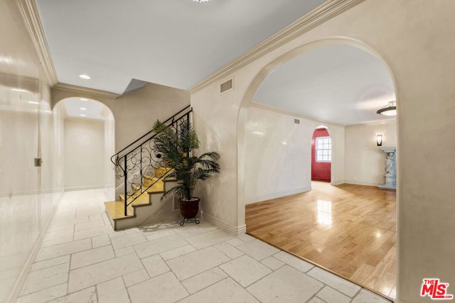 6138 Maryland Drive, Los Angeles, CA 90048