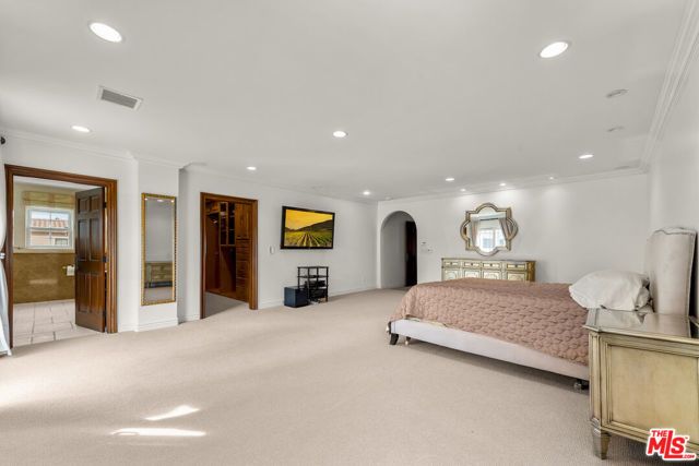 6138 Maryland Drive, Los Angeles, CA 90048