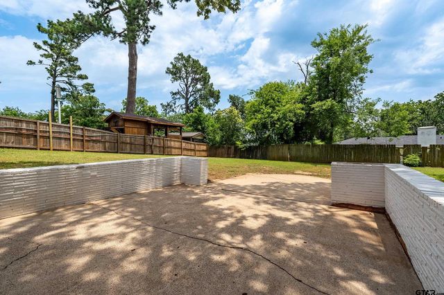 2918 Oak Knob, Tyler, TX 75701