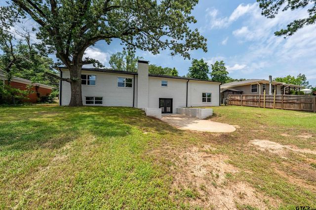 2918 Oak Knob, Tyler, TX 75701