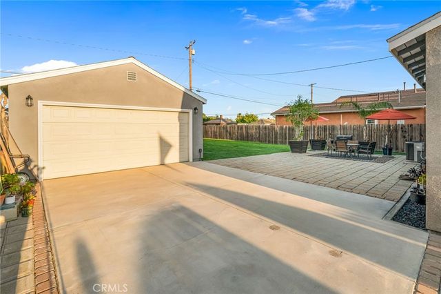 2260 Kathryn Ave, Pomona, CA 91766