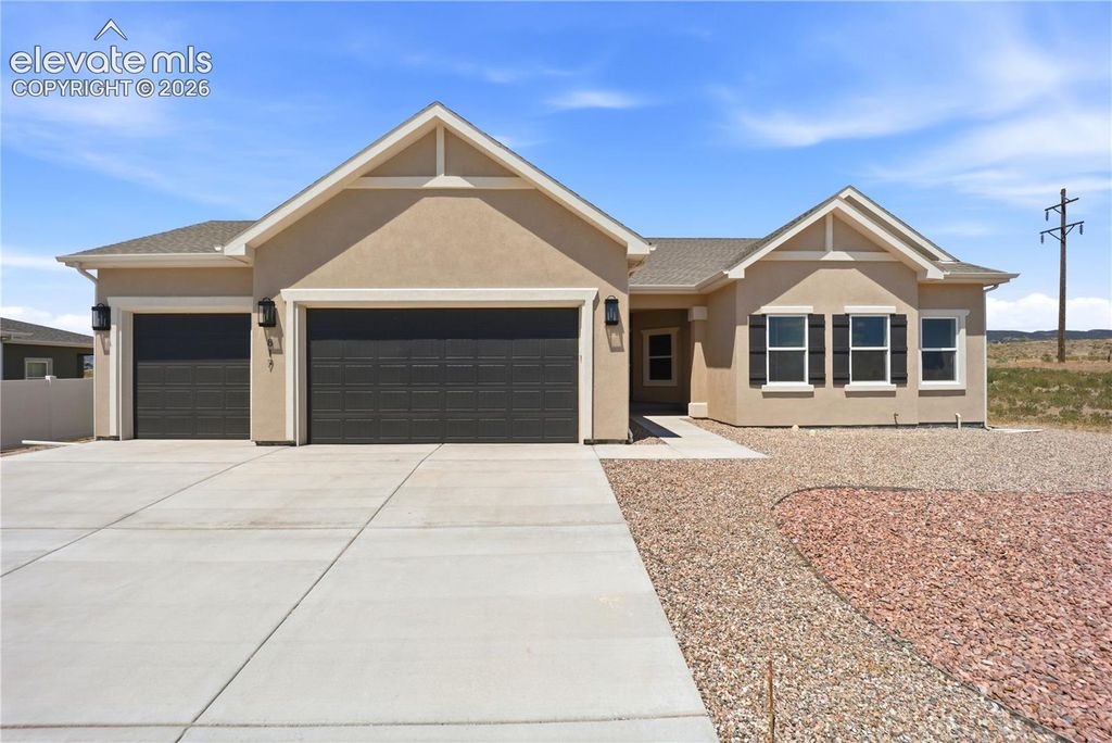 817 Keystone Loop, Canon City, CO 81212 — exterior