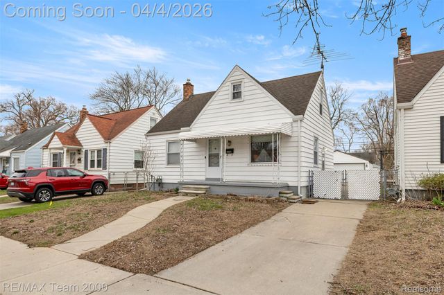 25521 Stanford Street, Dearborn Heights, MI 48125