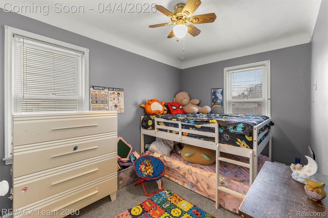 25521 Stanford Street, Dearborn Heights, MI 48125