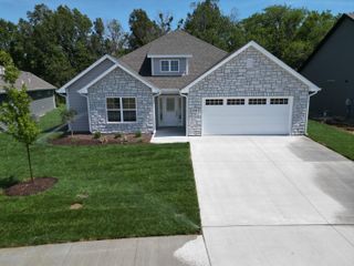 2709 MISTY FLOWER DR, Columbia, MO 65203