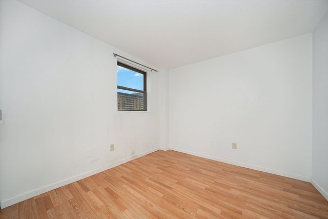 133 Commander Shea Blvd 505, Quincy, MA 02171