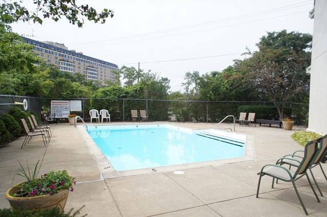 133 Commander Shea Blvd 505, Quincy, MA 02171