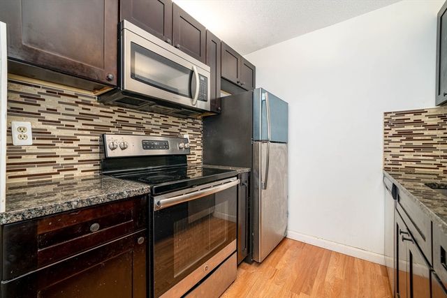 133 Commander Shea Blvd 505, Quincy, MA 02171