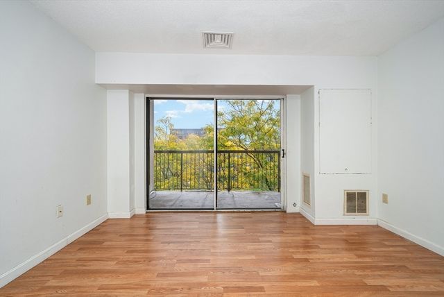 133 Commander Shea Blvd 505, Quincy, MA 02171